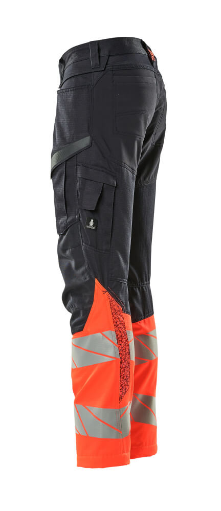 MASCOT® ACCELERATE SAFE Hose mit Knietaschen  Gr. 76/C46, schwarzblau/hi-vis rot - direkt bei HUG Technik ✓