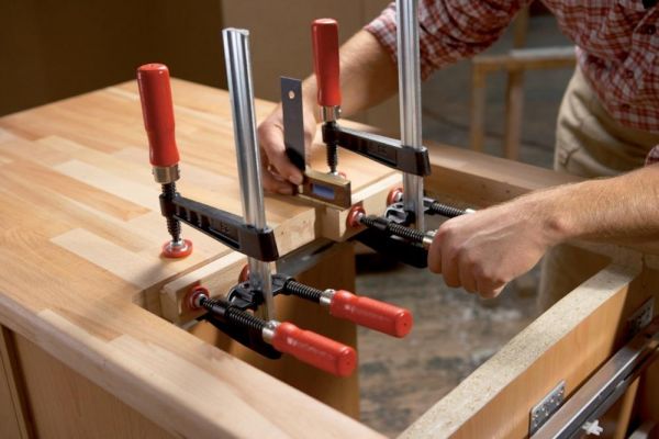 BESSEY® Kantenzwinge KT 2 Spindeln - bekommst Du bei HUG Technik ♡ BESSEY® Kantenzwinge KT 2 Spindeln - bekommst Du bei HUG Technik ♡