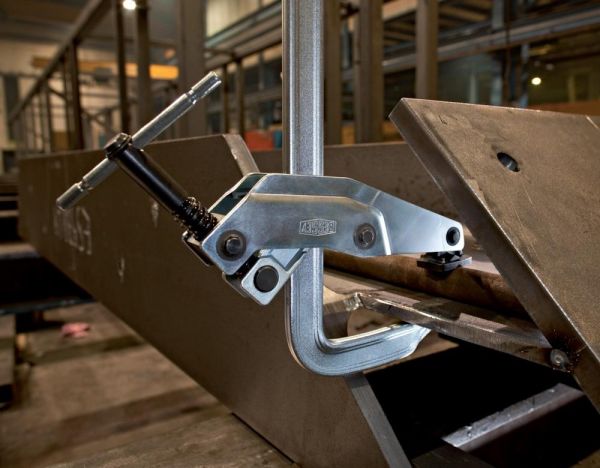 BESSEY® Greifarmzwinge 300x120mm - erhältlich bei ♡ HUG Technik ✓ BESSEY® Greifarmzwinge 300x120mm - erhältlich bei ♡ HUG Technik ✓