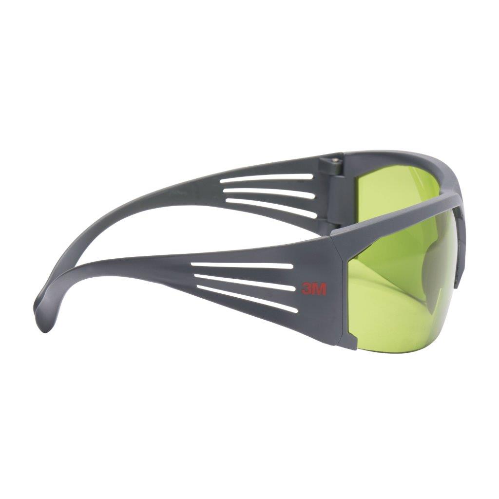 3M™ SecureFit™ 600 Schutzbrille - kommt direkt von HUG Technik 😊
