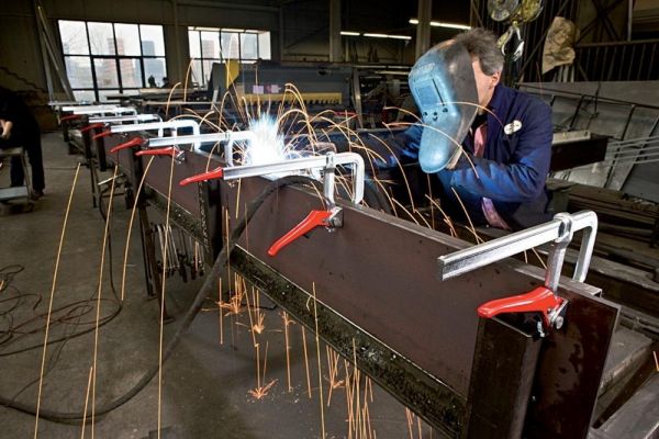 BESSEY® Ganzstahl-Hebelzwinge 1000x120mm - gibt’s bei ☆ HUG Technik ✓ BESSEY® Ganzstahl-Hebelzwinge 1000x120mm - gibt’s bei ☆ HUG Technik ✓