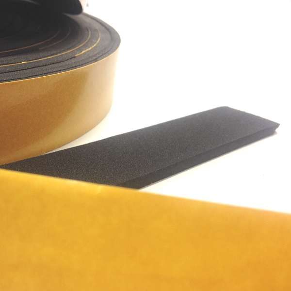 Zellkautschukstreifen Rolle 10 m, EPDM einseitig selbstklebend als Montagehilfe - gibt’s bei HUG Technik ✓
