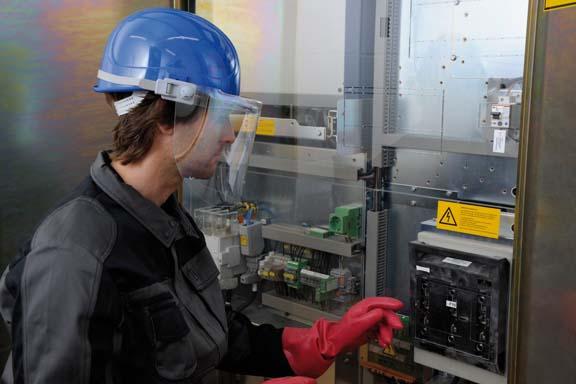 VOSS Elektrikerhelm 6, 1000 V - gibt’s bei ☆ HUG Technik ✓
