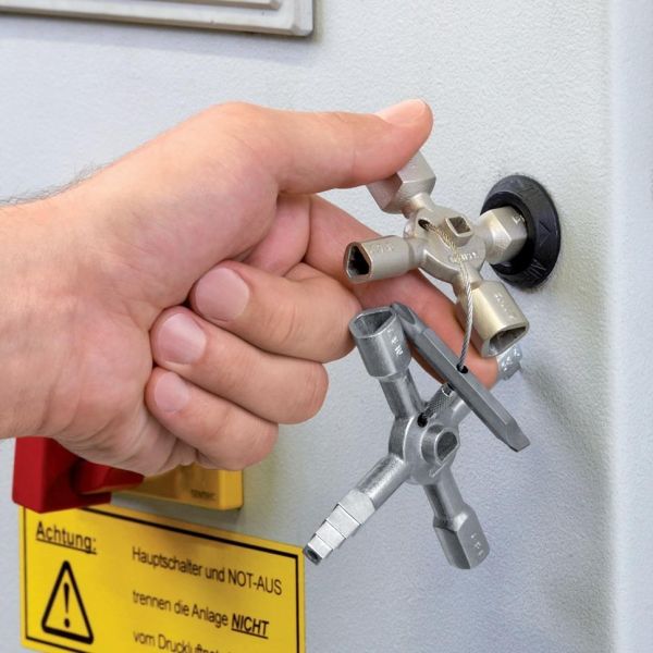 KNIPEX® Schaltschrankschlüssel TwinKey - gibt’s bei HUG Technik ✓ KNIPEX® Schaltschrankschlüssel TwinKey - gibt’s bei HUG Technik ✓
