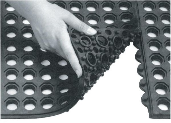 Gummi Steckmatte offen, 900 x 900 x 15 mm, schwarz - bei HUG Technik ✭